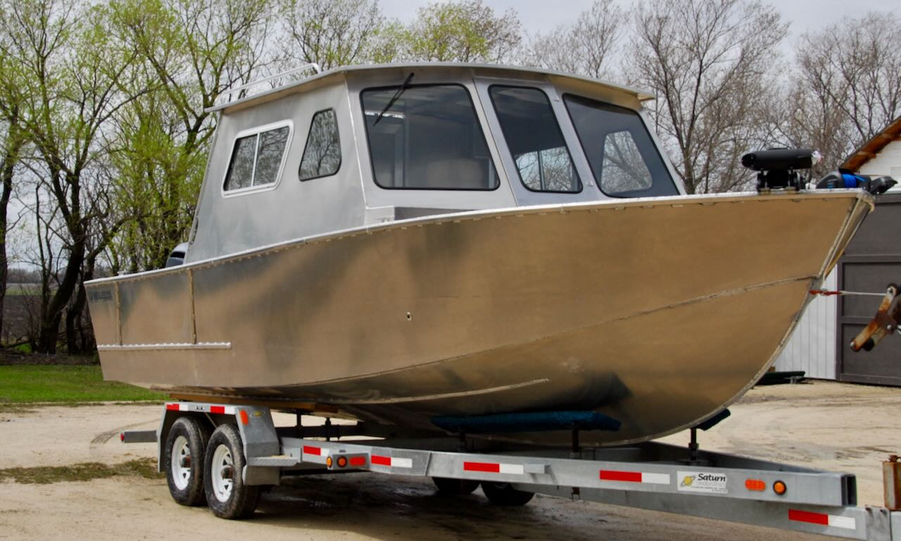 26 foot Welded Aluminum Wolverine Boat Image