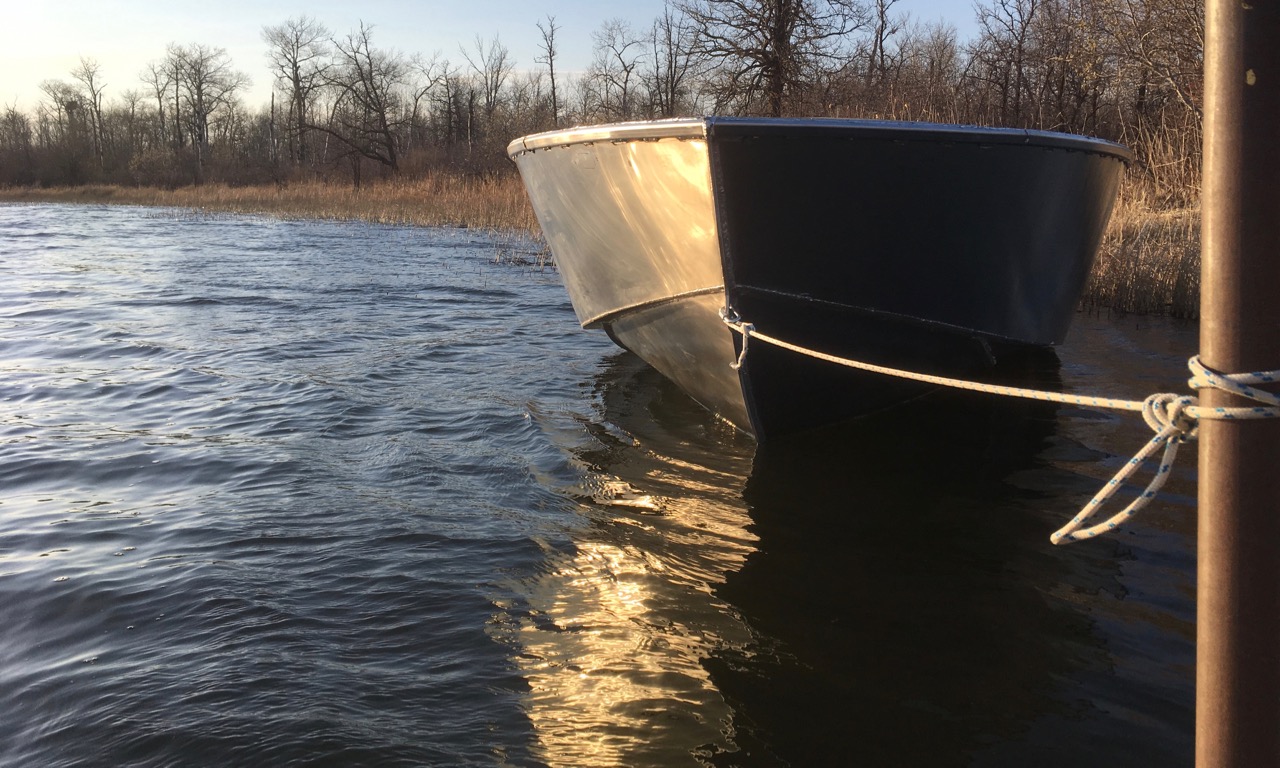 Predator 19 Welded Aluminum Wolverine Boat Image