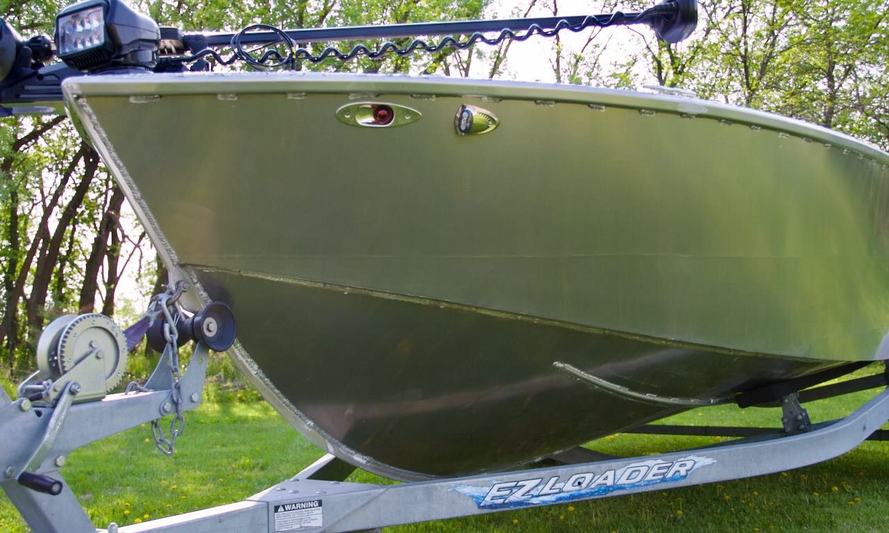 Predator 19 Welded Aluminum Wolverine Boat Image